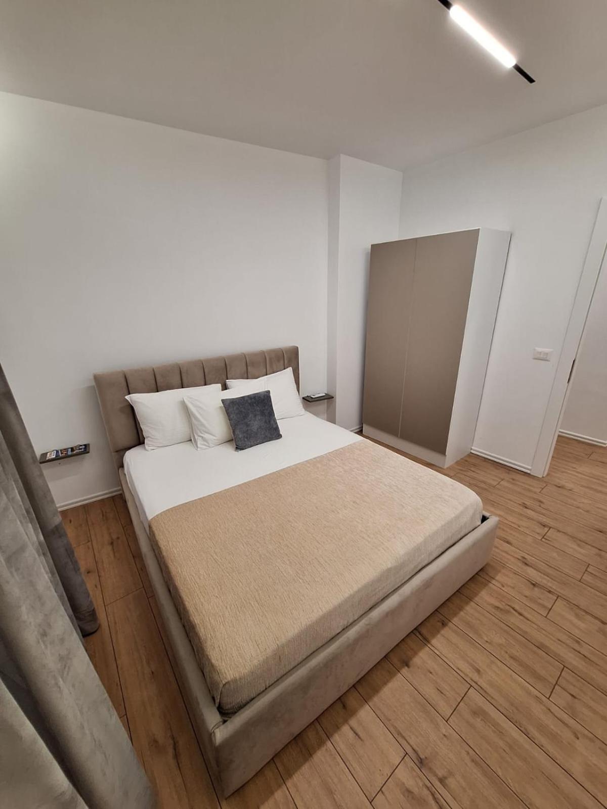 Enea Apartments 2 地拉那 外观 照片
