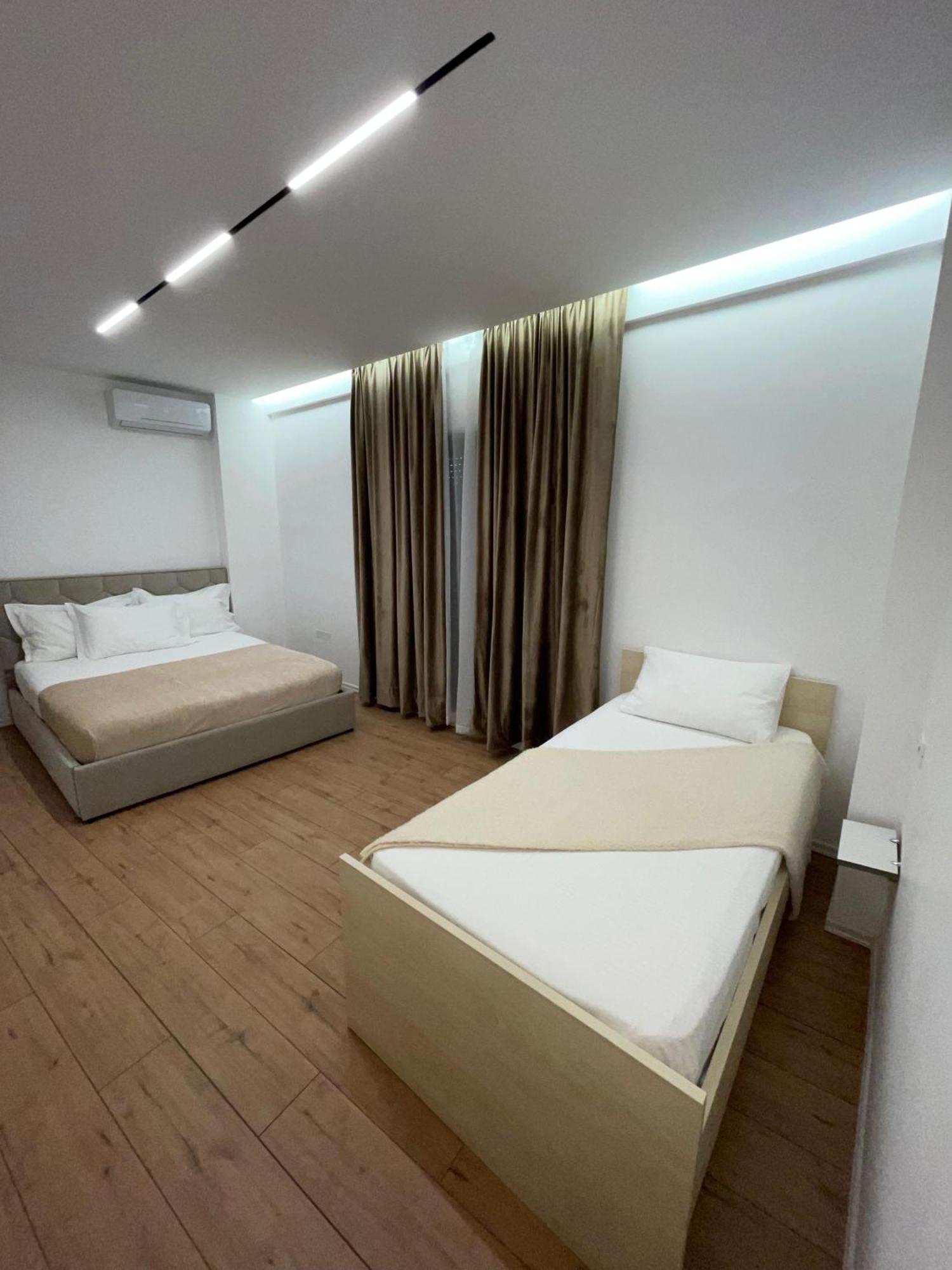 Enea Apartments 2 地拉那 外观 照片